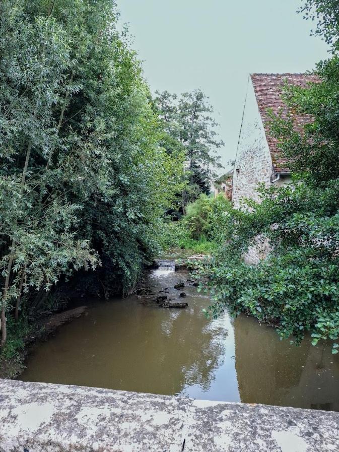 Chambres D'Hotes Les Frerots Lurcy-le-Bourg Exterior foto