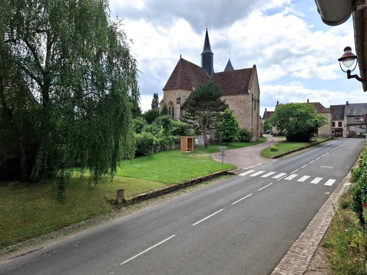 Chambres D'Hotes Les Frerots Lurcy-le-Bourg Exterior foto